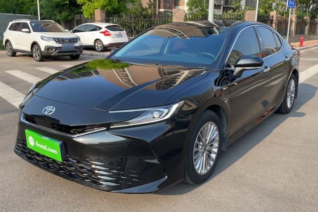 Used Toyota Camry 2024 Dual-Motor 2.0 HGVP Luxury Edition