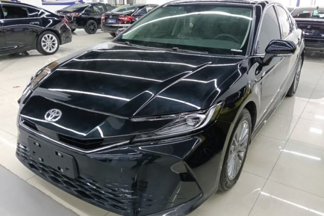 Used Toyota Camry 2024 Dual-Motor 2.0 HE Elite Edition