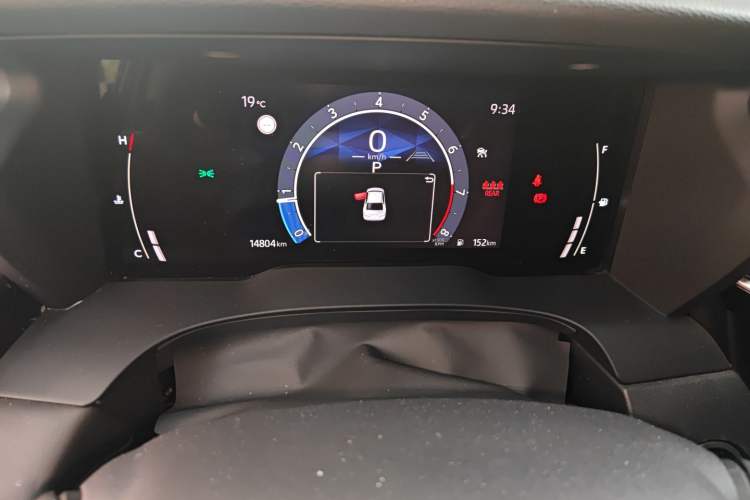Used Toyota Camry 2024 2.0 GVP Luxury Edition Odometer Close Up