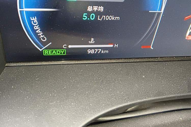 Used Toyota Camry 2024 Dual-Motor 2.5 HXS Sport Plus Edition Odometer Close Up
