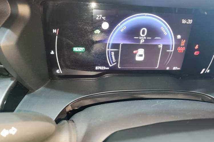 Used Toyota Camry 2024 Dual-Motor 2.0 HGVP Luxury Edition Odometer Close Up