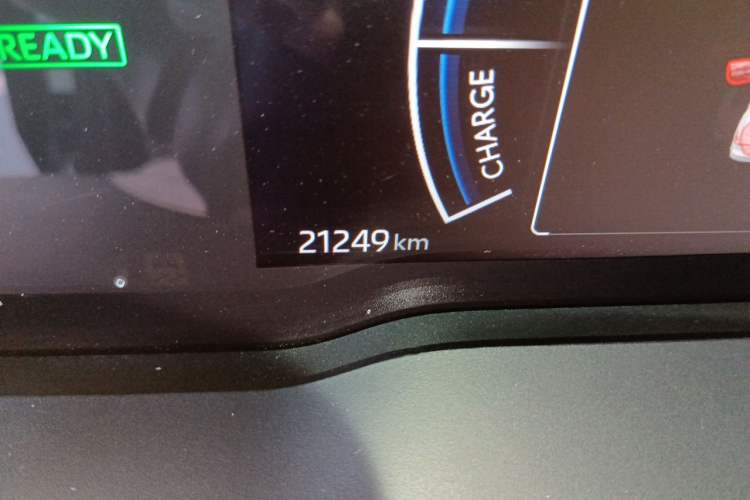 Used Toyota Camry 2024 Dual-Motor 2.0 HGVP Luxury Edition Odometer Close Up