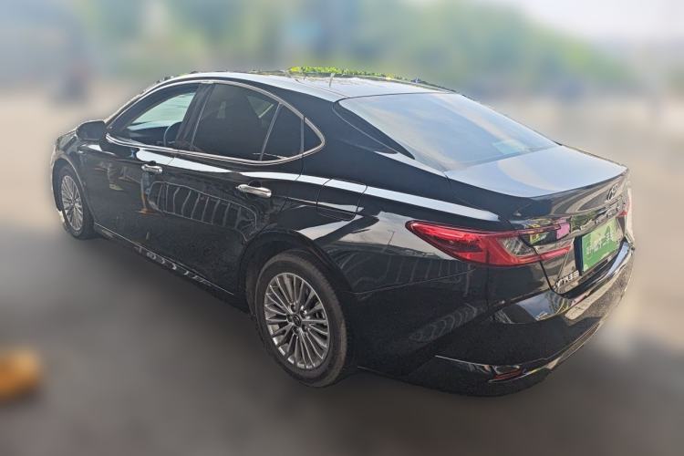 Used Toyota Camry 2024 Dual-Motor 2.0 HGVP Luxury Edition Rear Left 45 Deg