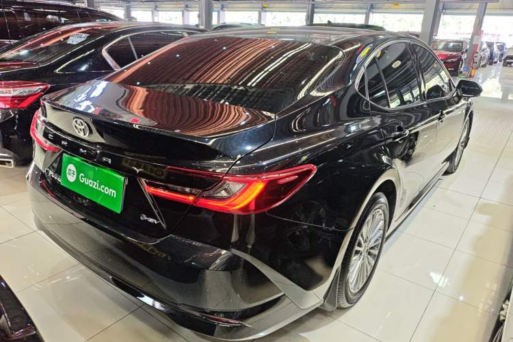 Used Toyota Camry 2024 Dual-Motor 2.0 HE Elite Edition Rear Right 45 Deg