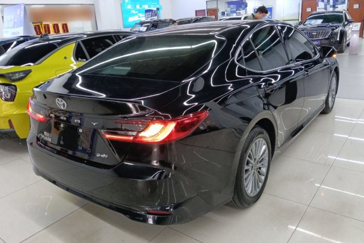 Used Toyota Camry 2024 Dual-Motor 2.0 HE Elite Edition Rear Right 45 Deg