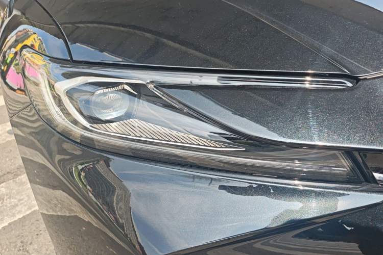 Used Toyota Camry 2024 Dual-Motor 2.0 HGVP Luxury Edition Right Front Headlight