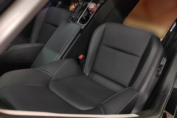 Used Toyota Camry 2024 Dual-Motor 2.0 HGVP Luxury Edition Right Front Seat