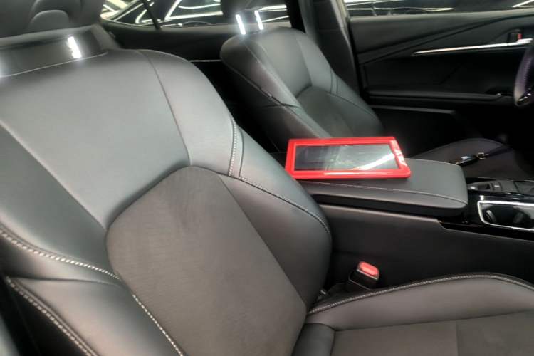 Used Toyota Camry 2024 Dual-Motor 2.0 HXS Sport Plus Edition Right Front Seat