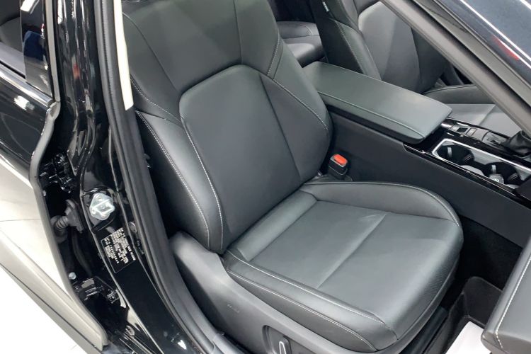 Used Toyota Camry 2024 Dual-Motor 2.0 HGVP Luxury Edition Right Front Seat