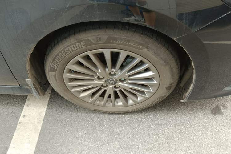 Used Toyota Camry 2024 2.0E Elite Edition Right Front Wheel Hub