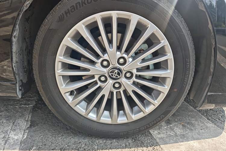 Used Toyota Camry 2024 Dual-Motor 2.0 HGVP Luxury Edition Right Front Wheel Hub