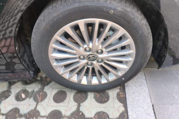 Used Toyota Camry 2024 2.0G Prestige Edition Right Front Wheel Hub
