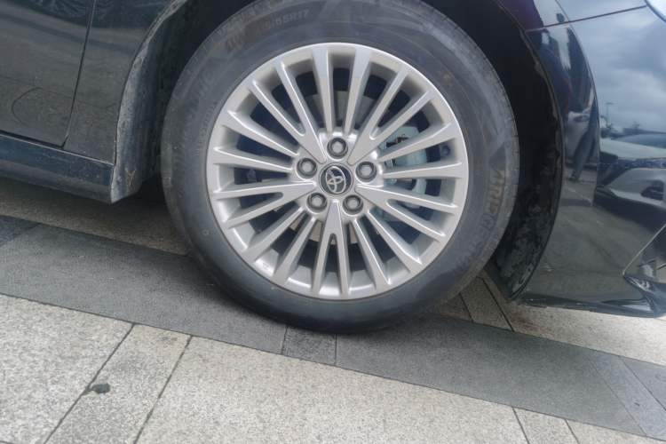 Used Toyota Camry 2024 Dual-Motor 2.0 HGVP Luxury Edition Right Front Wheel Hub