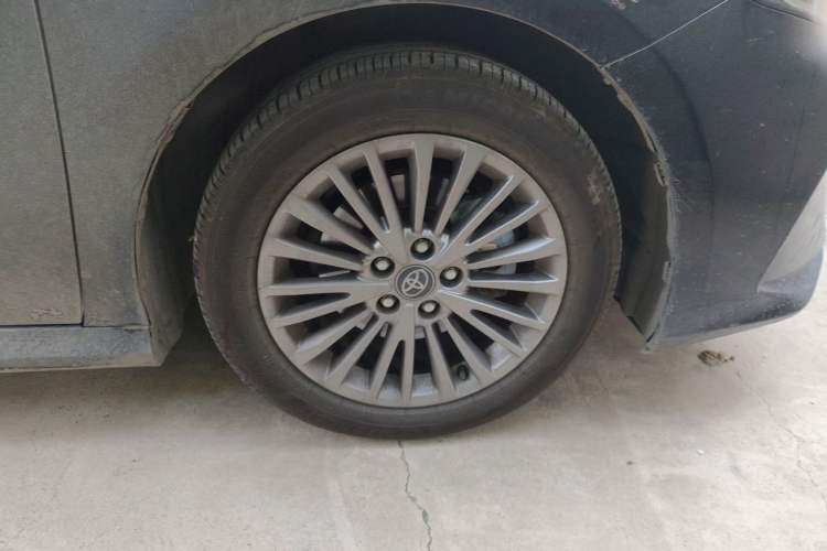 Used Toyota Camry 2024 Dual-Motor 2.0 HGVP Luxury Edition Right Front Wheel Hub