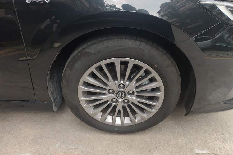 Used Toyota Camry 2024 Dual-Motor 2.0 HG Premium Edition Right Front Wheel Hub