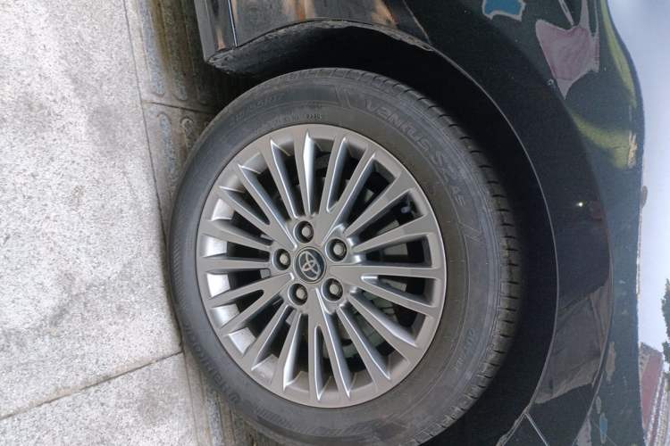 Used Toyota Camry 2024 Dual-Motor 2.0 HGVP Luxury Edition Right Front Wheel Hub