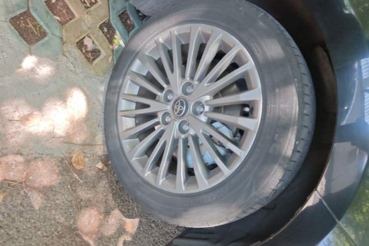 Used Toyota Camry 2024 Dual-Motor 2.0 HGVP Luxury Edition Right Front Wheel Hub