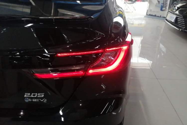 Used Toyota Camry 2024 Dual-Motor 2.0HS Sport Edition Right Rear Taillight