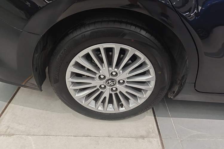 Used Toyota Camry 2024 2.0G Prestige Edition Right Rear Wheel Hub