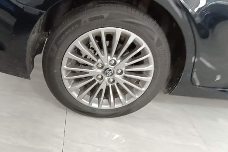 Used Toyota Camry 2024 2.0 GVP Luxury Edition Right Rear Wheel Hub