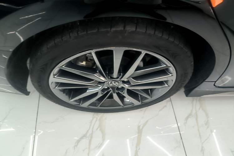 Used Toyota Camry 2024 Dual-Motor 2.0 HXS Sport Plus Edition Right Rear Wheel Hub
