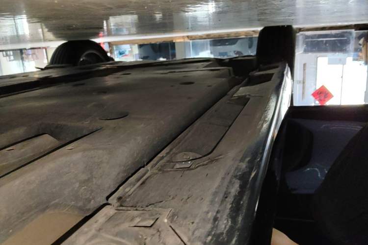 Used Toyota Camry 2024 Dual-Motor 2.0 HGVP Luxury Edition Right Side Sill