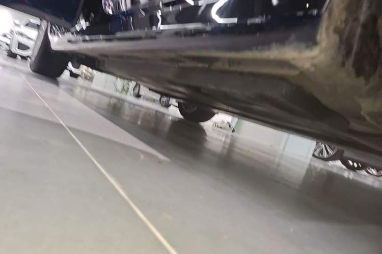 Used Toyota Camry 2024 2.0G Prestige Edition Right Side Sill