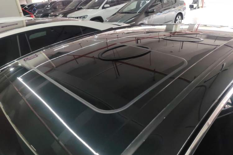 Used Toyota Camry 2024 Dual-Motor 2.0 HGVP Luxury Edition Roof