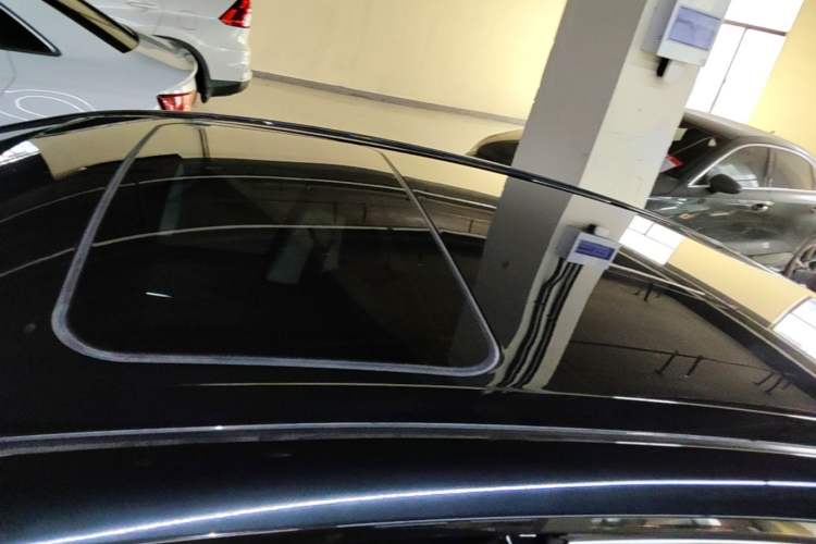 Used Toyota Camry 2024 Dual-Motor 2.0 HGVP Luxury Edition Roof