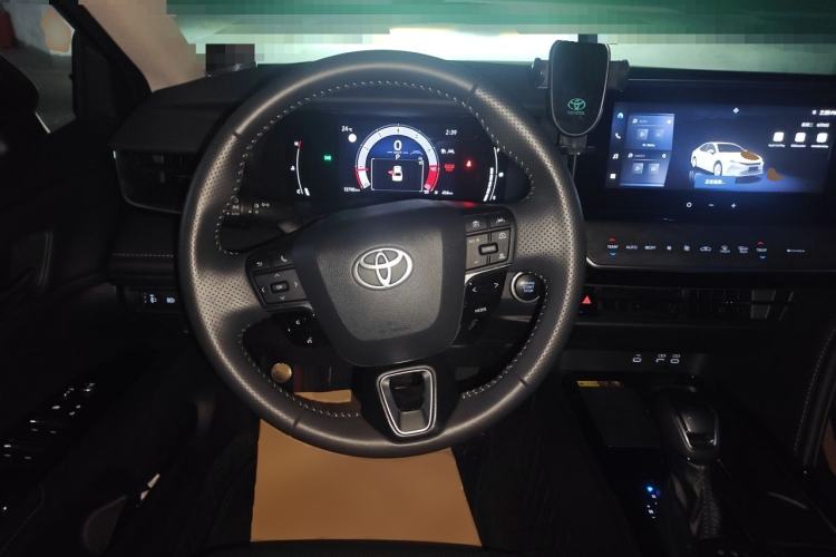 Used Toyota Camry 2024 2.0 GVP Luxury Edition Steering Wheel