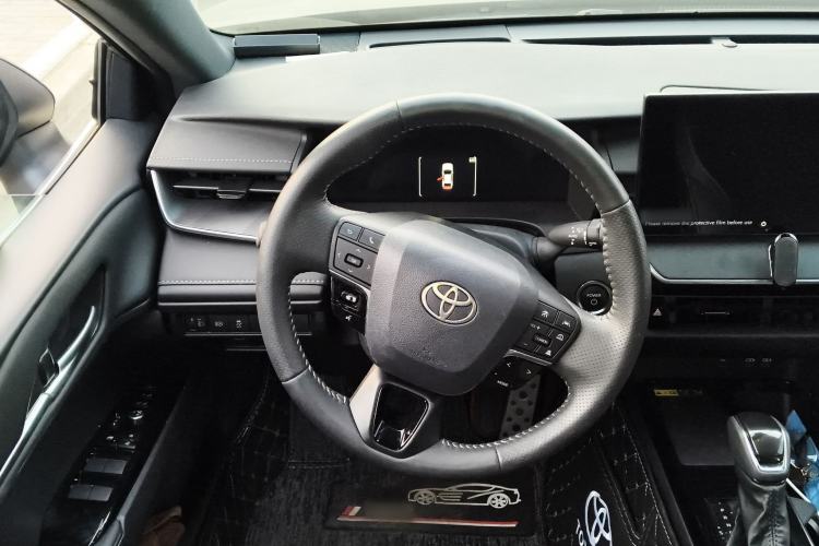 Used Toyota Camry 2024 Dual-Motor 2.5 HXS Sport Plus Edition Steering Wheel