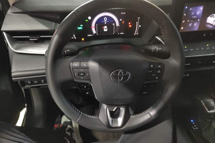 Used Toyota Camry 2024 Dual-Motor 2.0 HGVP Luxury Edition Steering Wheel