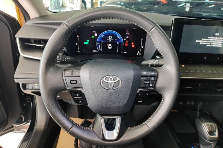 Used Toyota Camry 2024 Dual-Motor 2.0 HGVP Luxury Edition Steering Wheel