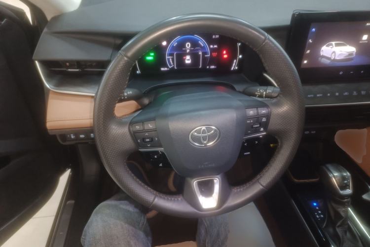 Used Toyota Camry 2024 Dual-Motor 2.0 HGVP Luxury Edition Steering Wheel