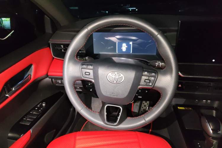 Used Toyota Camry 2024 Dual-Motor 2.0HS Sport Edition Steering Wheel