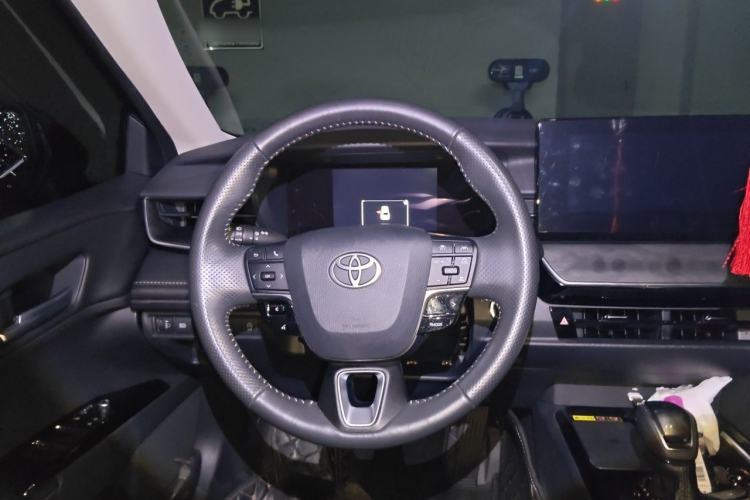 Used Toyota Camry 2024 2.0 GVP Luxury Edition Steering Wheel