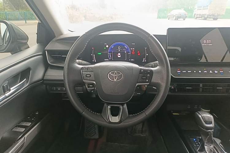 Used Toyota Camry 2024 Dual-Motor 2.0 HGVP Luxury Edition Steering Wheel