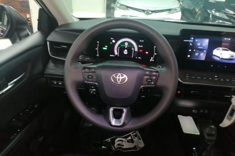 Used Toyota Camry 2024 Dual-Motor 2.0 HE Elite Edition Steering Wheel