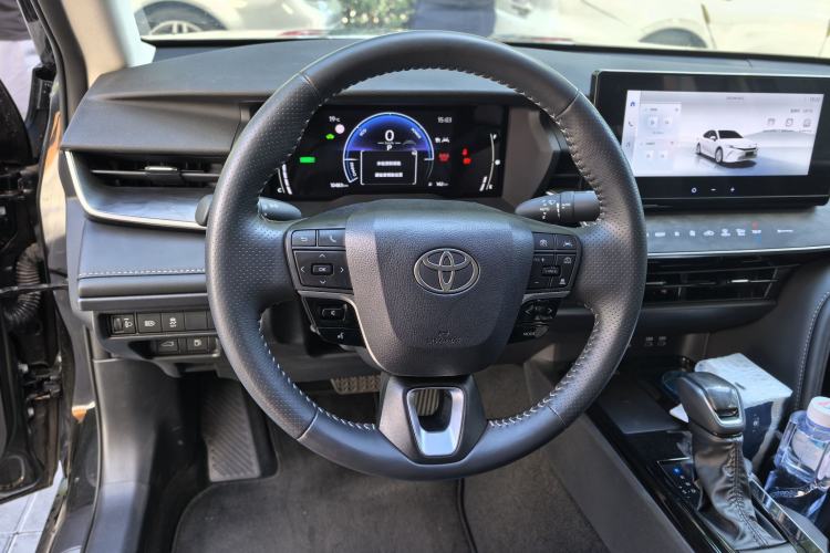 Used Toyota Camry 2024 Dual-Motor 2.0 HGVP Luxury Edition Steering Wheel