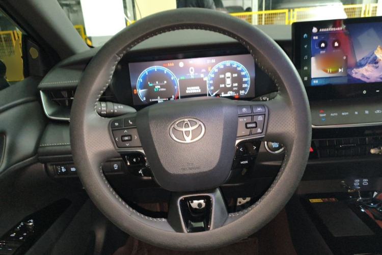 Used Toyota Camry 2024 2.0S Sport Edition Steering Wheel