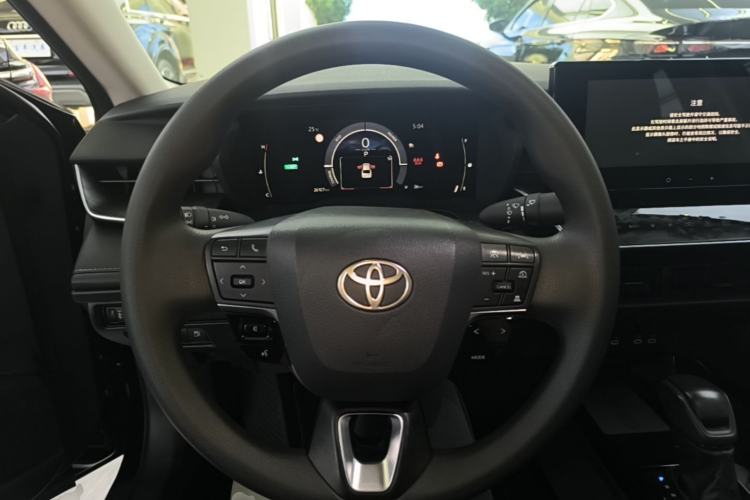 Used Toyota Camry 2024 Dual-Motor 2.0 HE Elite Edition Steering Wheel