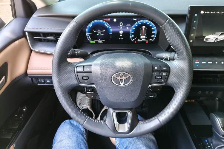 Used Toyota Camry 2024 Dual-Motor 2.0 HG Premium Edition Steering Wheel