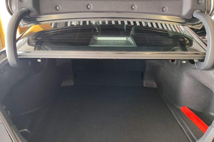 Used Toyota Camry 2024 Dual-Motor 2.0 HGVP Luxury Edition Trunk
