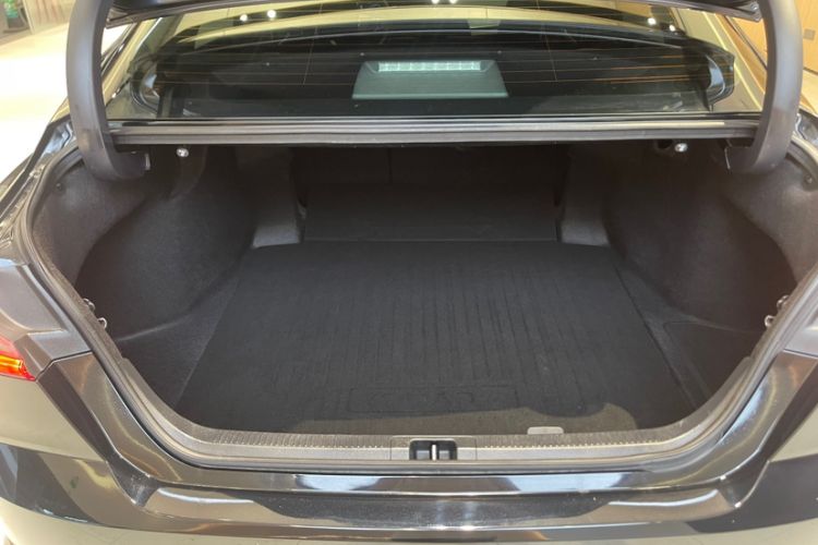Used Toyota Camry 2024 Dual-Motor 2.0 HG Premium Edition Trunk