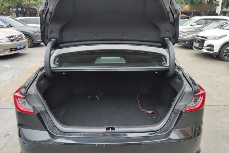 Used Toyota Camry 2024 2.0 GVP Luxury Edition Trunk