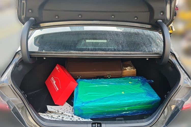 Used Toyota Camry 2024 2.0G Prestige Edition Trunk