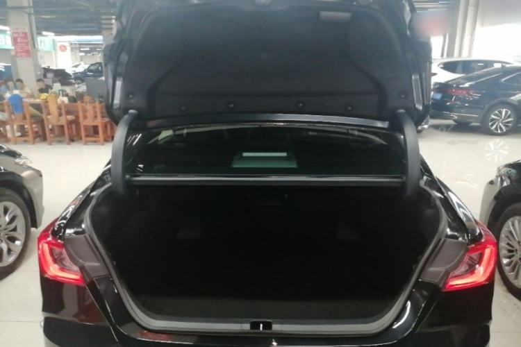 Used Toyota Camry 2024 Dual-Motor 2.0 HE Elite Edition Trunk
