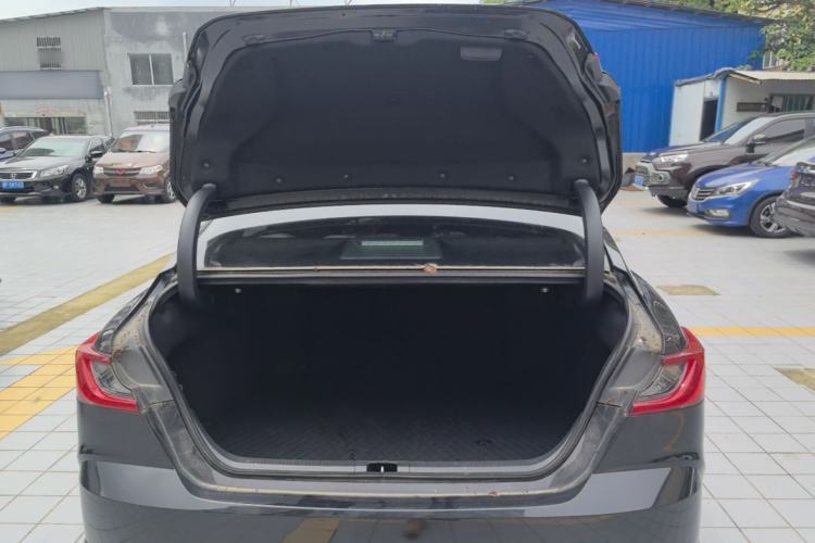 Used Toyota Camry 2024 2.0 GVP Luxury Edition Trunk