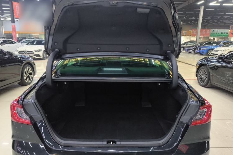 Used Toyota Camry 2024 Dual-Motor 2.0 HG Premium Edition Trunk