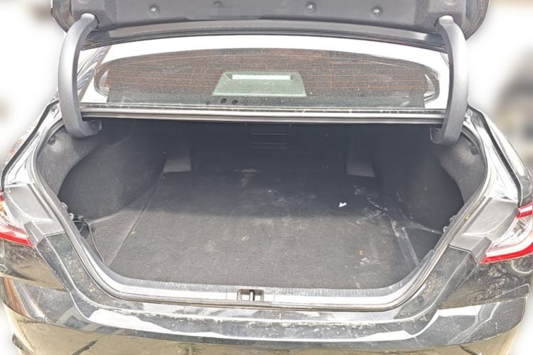 Used Toyota Camry 2024 Dual-Motor 2.0 HE Elite Edition Trunk